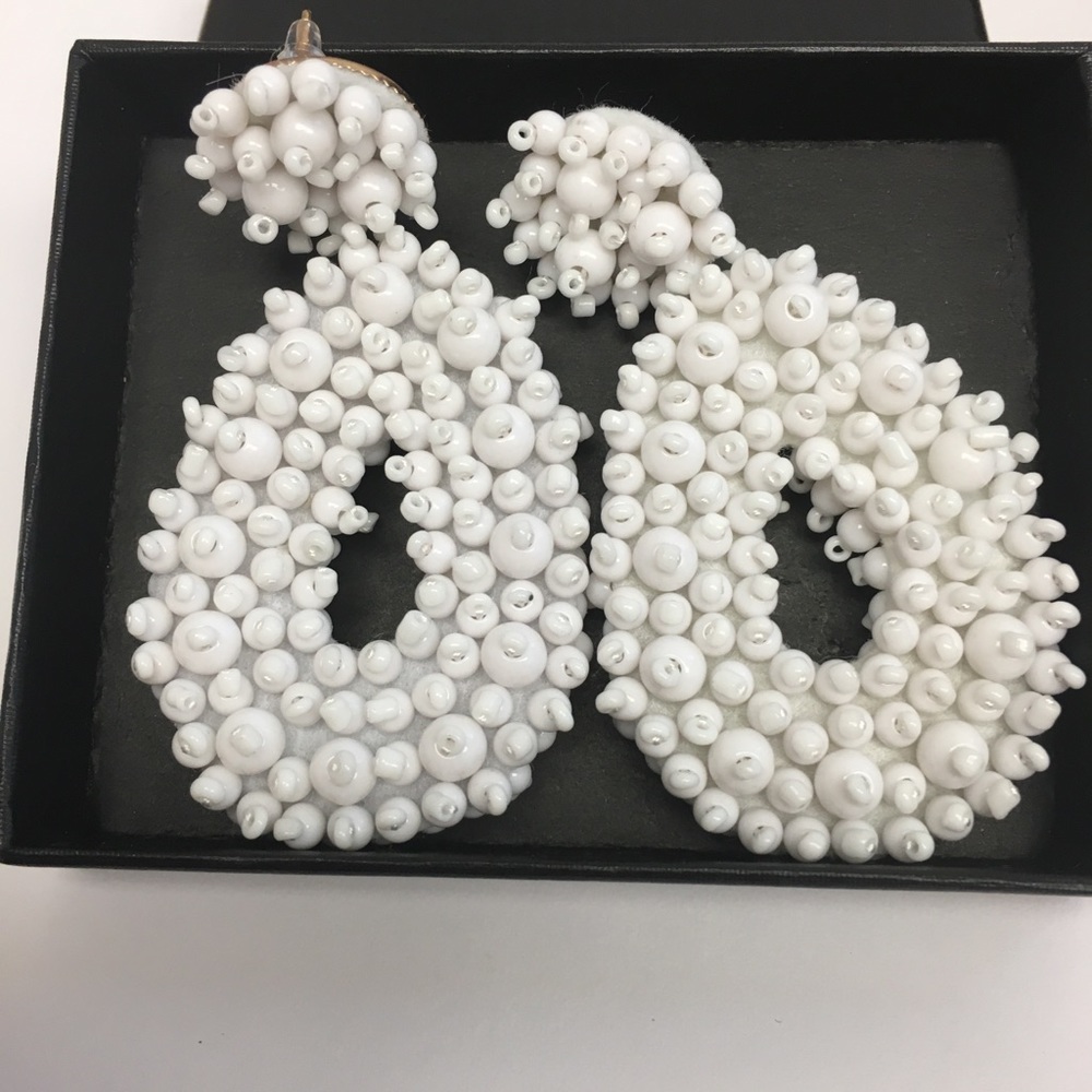 WHITE DROP EARRINGS - Picture 2 of 3